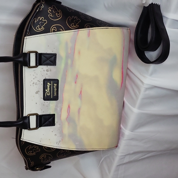 Lion King Loungefly Handbag like new only collected long strap still wrapped up - Picture 10 of 16